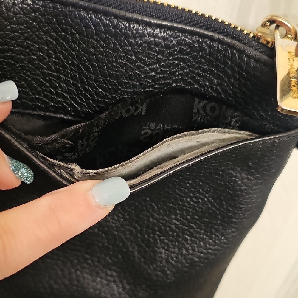 Michael Kors Black Leather Crossbody with Gold Logo - Picture 7 of 12